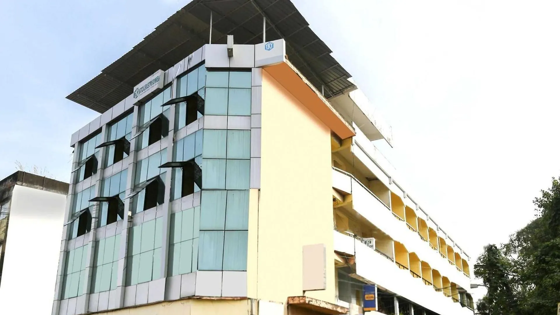 Oyo Hotel 65523 Tkt Tourist Home Kannur Ινδία